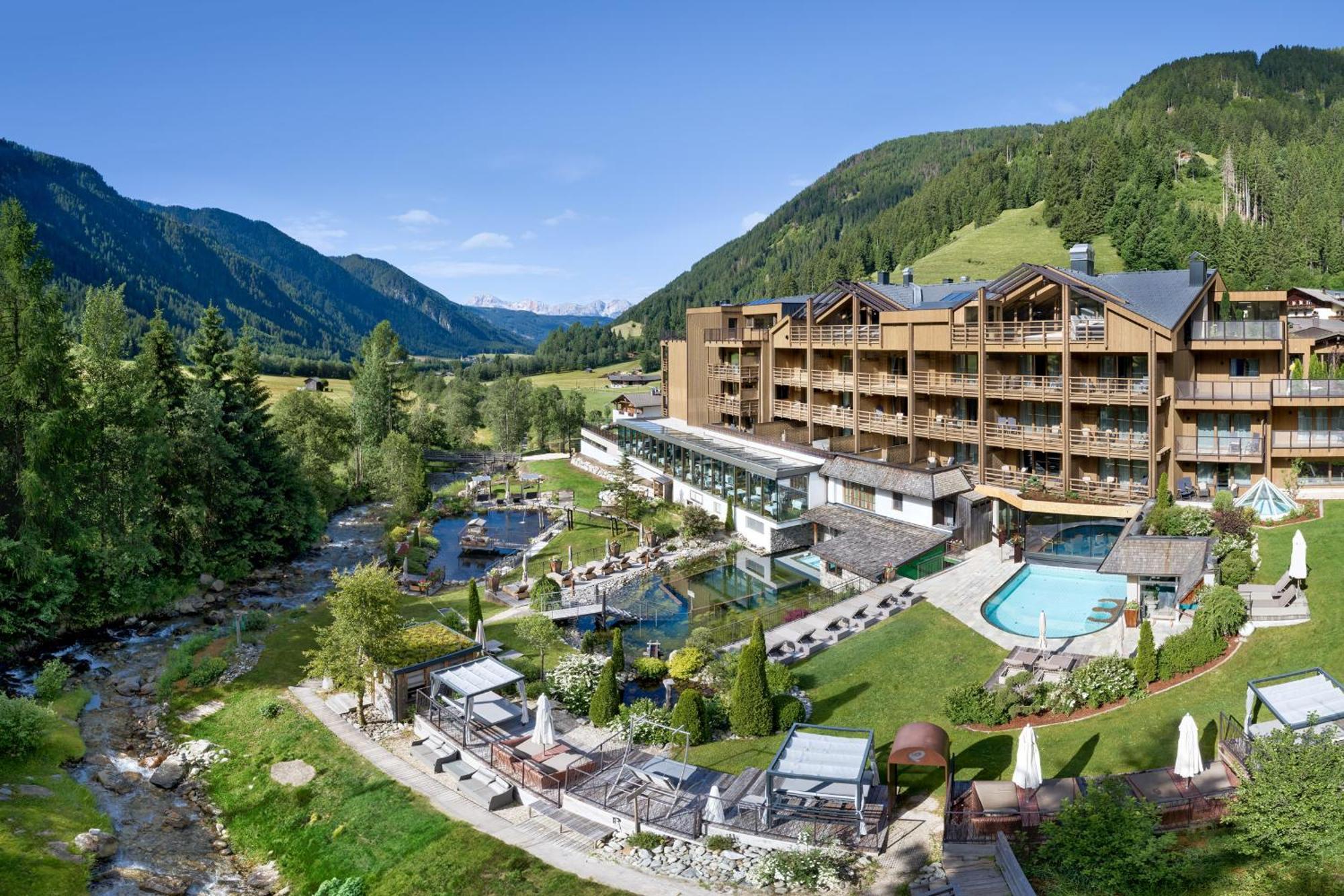 Hotel Quelle Nature Spa Resort Santa Maddalena in Casies Exteriér fotografie