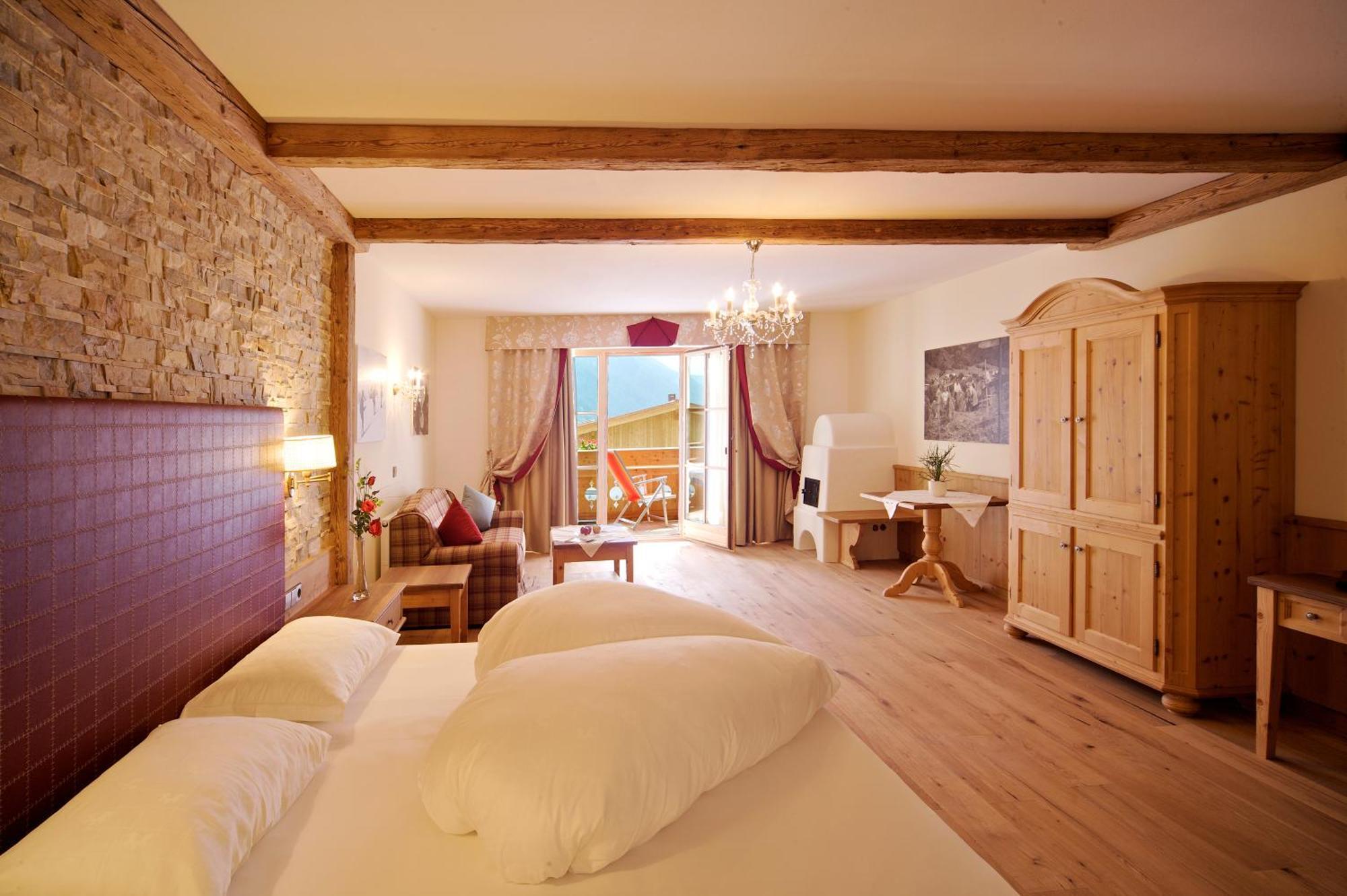Hotel Quelle Nature Spa Resort Santa Maddalena in Casies Pokoj fotografie